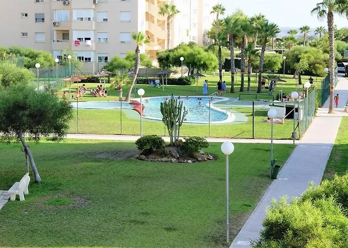 Apartment Work Ready Escape - With Scenic Views