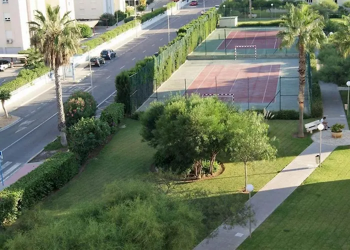 Work Ready Escape - With Scenic Views Apartment *